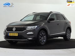 Volkswagen T-Roc - 1.0 TSI Style CarPlay | El.kofferklep | Trekhaak | Navi