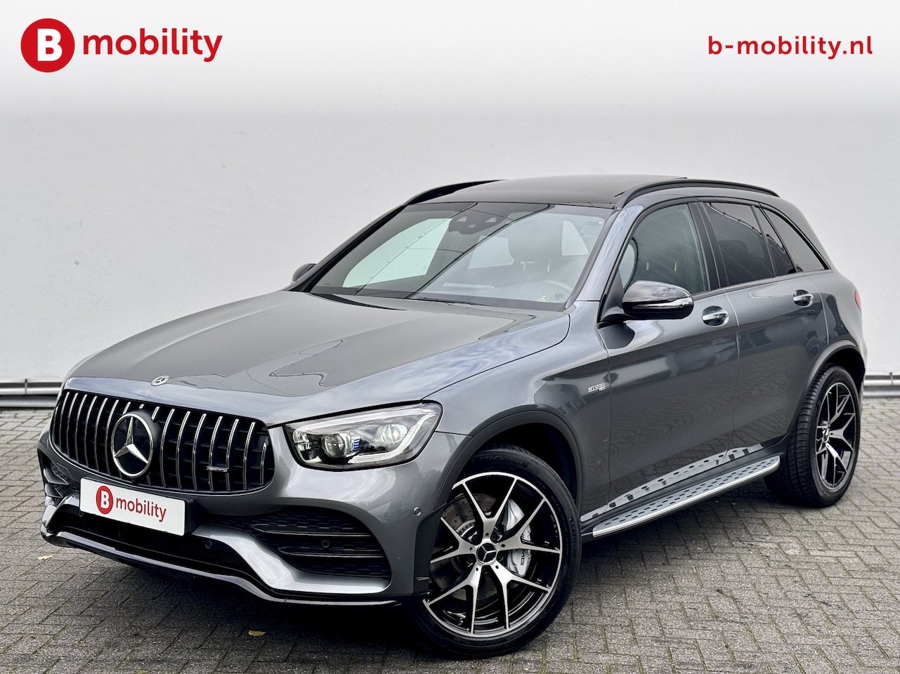 Mercedes-Benz AMG GLC - 43 4MATIC Premium Plus Panoramadak 13.000KM! | Burmester | Elektrische Stoelen | Apple Car - AutoWereld.nl