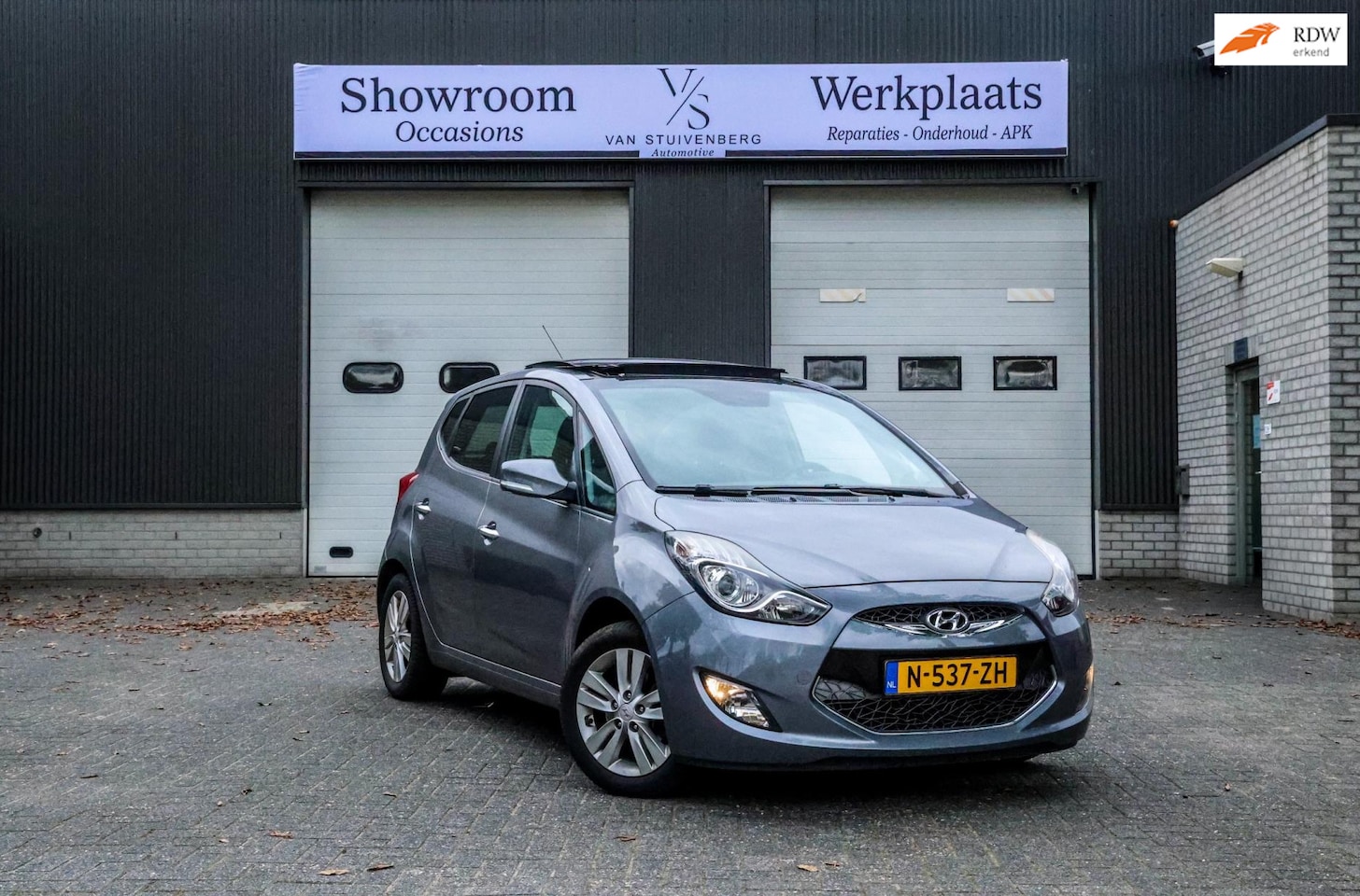 Hyundai ix20 - 1.6i i-Vision APK PANORAMADAK AUTOMAAT NAVI CAMERA - AutoWereld.nl