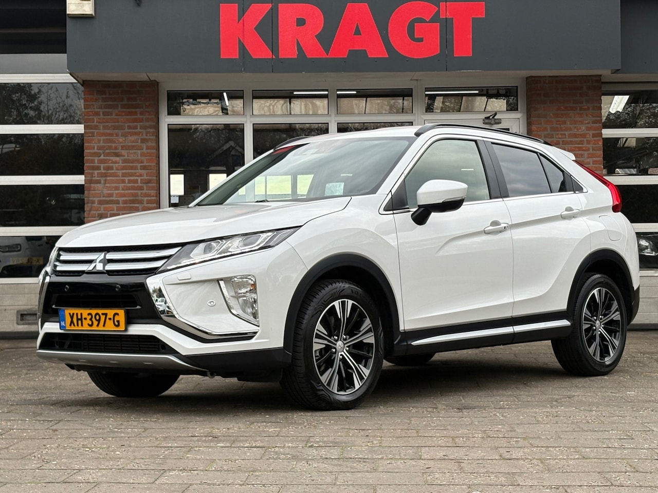 Mitsubishi Eclipse Cross - First Edition 1.5 DI-T 163 pk AUTOMAAT - Camera - trekhaak - 1.600 kg geremd - AutoWereld.nl