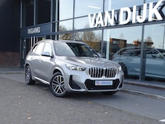 BMW X1 - xDrive25e M Sportpakket Premium-Pack Ada.Led Keyless-entry Luxury-Dash 18''LM Velgen