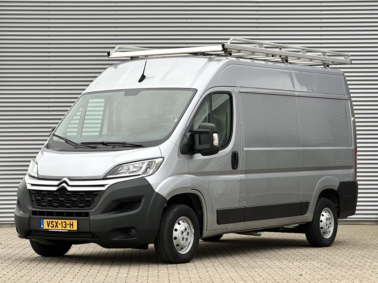 Citroën Jumper - 35 2.2 BlueHDi 140 L2H2 Trekhaak|Navi|Cruise|Metla - AutoWereld.nl
