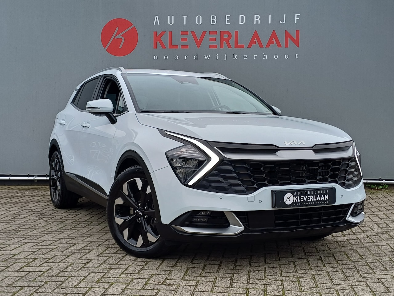Kia Sportage - 1.6 T-GDi Plug-in Hybrid AWD DynamicLine Wij bieden ook financiering mogelijkheden aan. - AutoWereld.nl