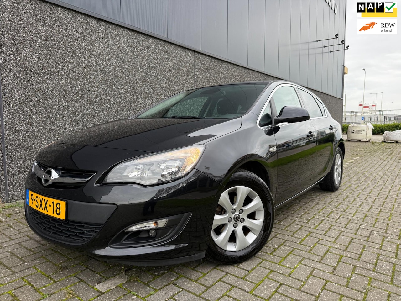 Opel Astra - 1.4 Business +/TREKHAAK/NAVI/CRUISE/PDC/ APK 10-2026! - AutoWereld.nl