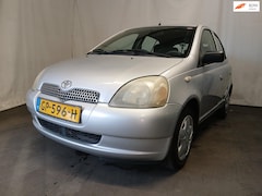 Toyota Yaris - 1.0-16V VVT-i Terra - Schade