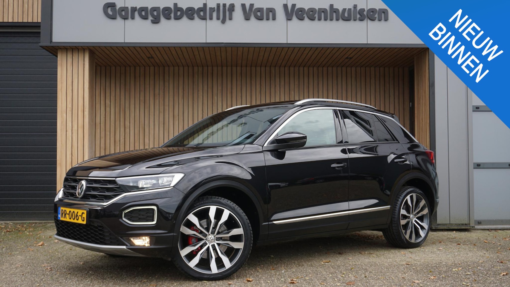 Volkswagen T-Roc - 2.0 TSI 190pk DSG 4Motion Sport Pano.Dak 19inch Suzuka Afn-Trekhaak Beats Virtual Cockpit - AutoWereld.nl