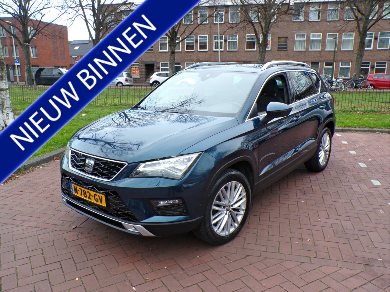 SEAT Ateca - 1.5 TSI FR Business Intense 150 pk /Panoramadak/apple carplay/led/18inc/camera - AutoWereld.nl