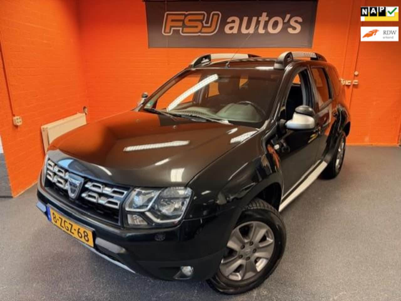 Dacia Duster - 1.2 TCe 4x2 Lauréate / Navi / Airco / APK 11-11-2026 - AutoWereld.nl