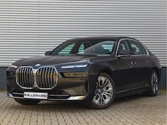 BMW i7 - xDrive60 - Bowers & Wilkins - Automatische Deuren - Stoelventilatie + Massage