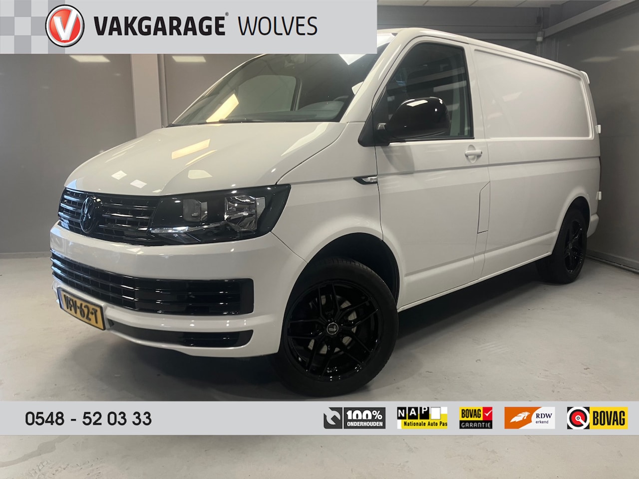 Volkswagen Transporter - 2.0 TDi L1H1 Black & White Edition | Navigatie | Betimmering | Airco | Lichtmetalen velgen - AutoWereld.nl