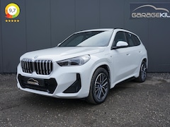 BMW X1 - xDrive25e Dealeronderh. / 1ste eig. / M-Sport / Driving Assistent Plus / Active Guard / St
