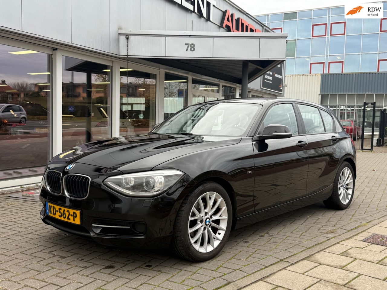 BMW 1-serie - 118d High Executive-Xenon-Navi - AutoWereld.nl