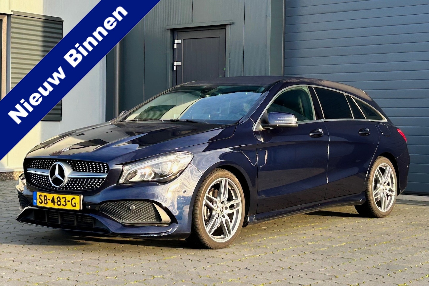 Mercedes-Benz CLA-klasse Shooting Brake - 180 Business Solution AMG 99882KM! 18" LED TREKHAAK - AutoWereld.nl