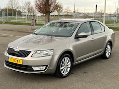 Skoda Octavia - 1.2 TSI 77KW AUT Greentech Ambition Businessline - 1e eigenaar