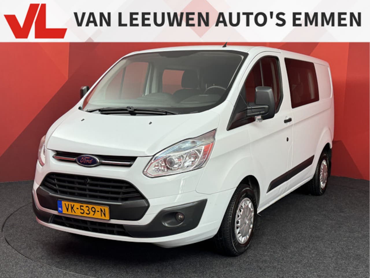 Ford Transit Custom - 270 2.2 TDCI L1H1 Trend DC | APK 17-10-2026 | Cruise | Airco | Trekhaak | - AutoWereld.nl