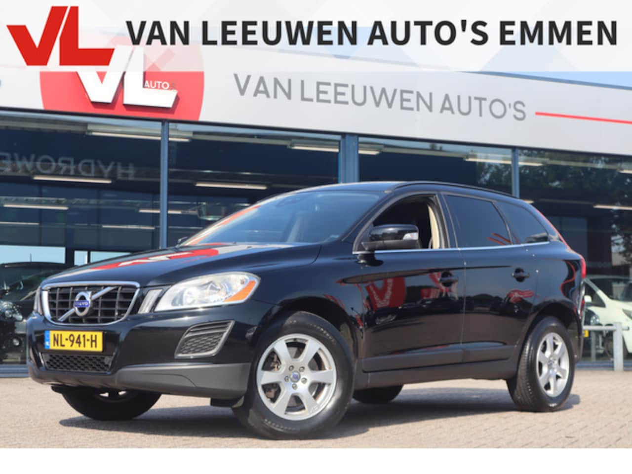 Volvo XC60 - 2.0 T5 Summum | Automaat | Trekhaak | Stoelverwarming - AutoWereld.nl