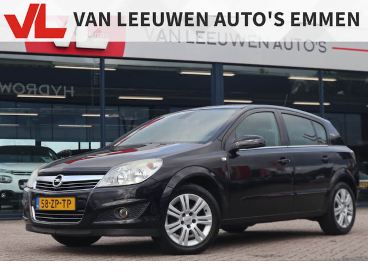Opel Astra - 1.6 Cosmo | Automaat | Cruise | Trekhaak - AutoWereld.nl