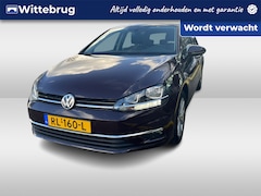 Volkswagen Golf - 1.0 TSI Comfortline / Digitaal dashboard / Navigatie / Camera / Parkeersensoren V+A / App