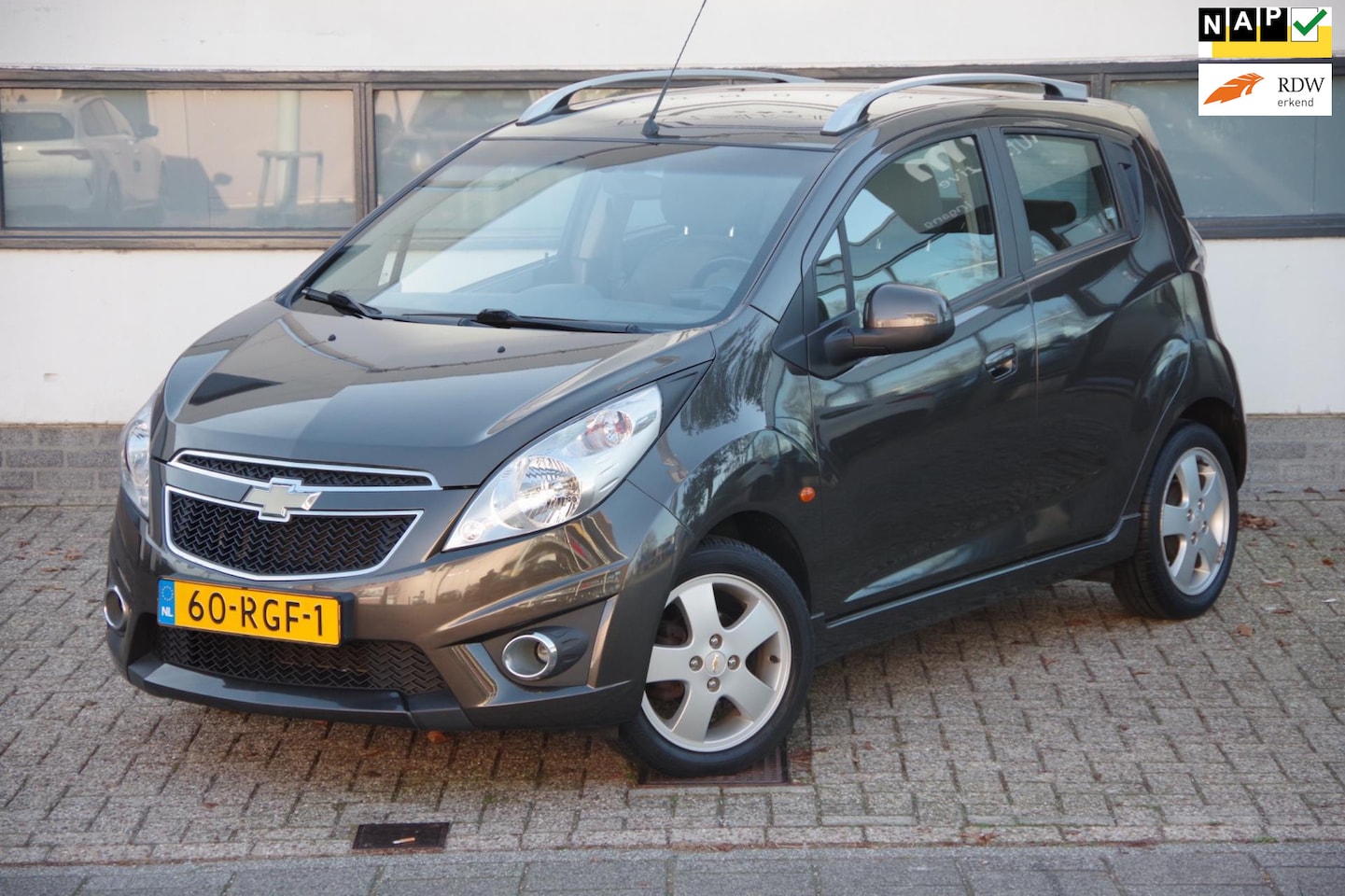 Chevrolet Spark - 1.2 16V LT /1e eigenaar/ NL auto/ - AutoWereld.nl