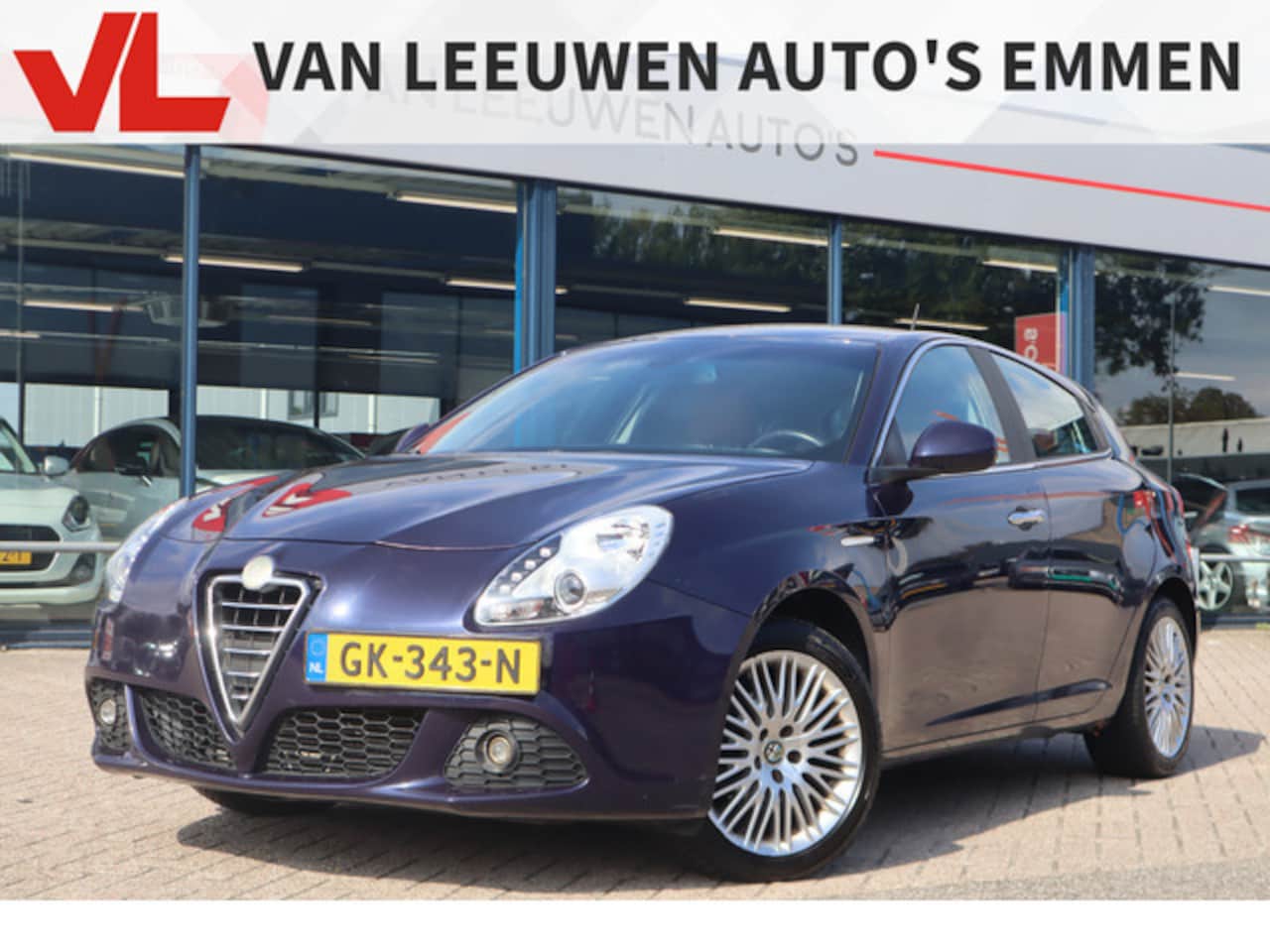 Alfa Romeo Giulietta - 1.6 JTDm Distinctive | Leder | Cruise | Clima - AutoWereld.nl