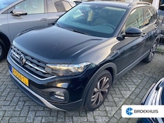 Volkswagen T-Cross - 1.0 TSI Life 111pk | Black design pakket | Navigatie | Adaptief cruise control | Parkeerse