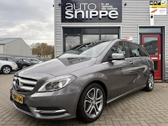 Mercedes-Benz B-klasse - 180 Ambition -AUTOMAAT-XENON-TREKHAAK-AIRCO-CRUISE-NAVI-BLUETOOTH-ORIGINEEL NEDERLANDS-NET