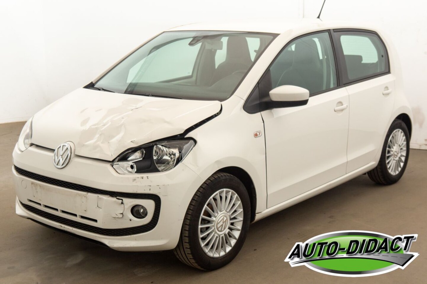 Volkswagen Up! - 1.0 high up! Airco BlueMotion - AutoWereld.nl