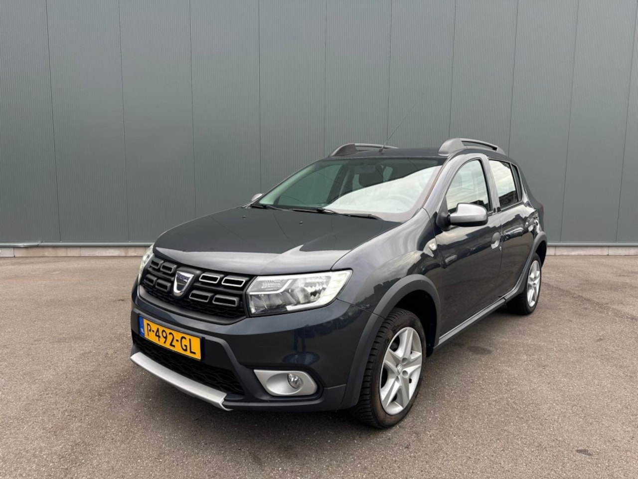 Dacia Sandero Stepway - 0.9 TCe Laureate | Airco | Cruise Control ! - AutoWereld.nl