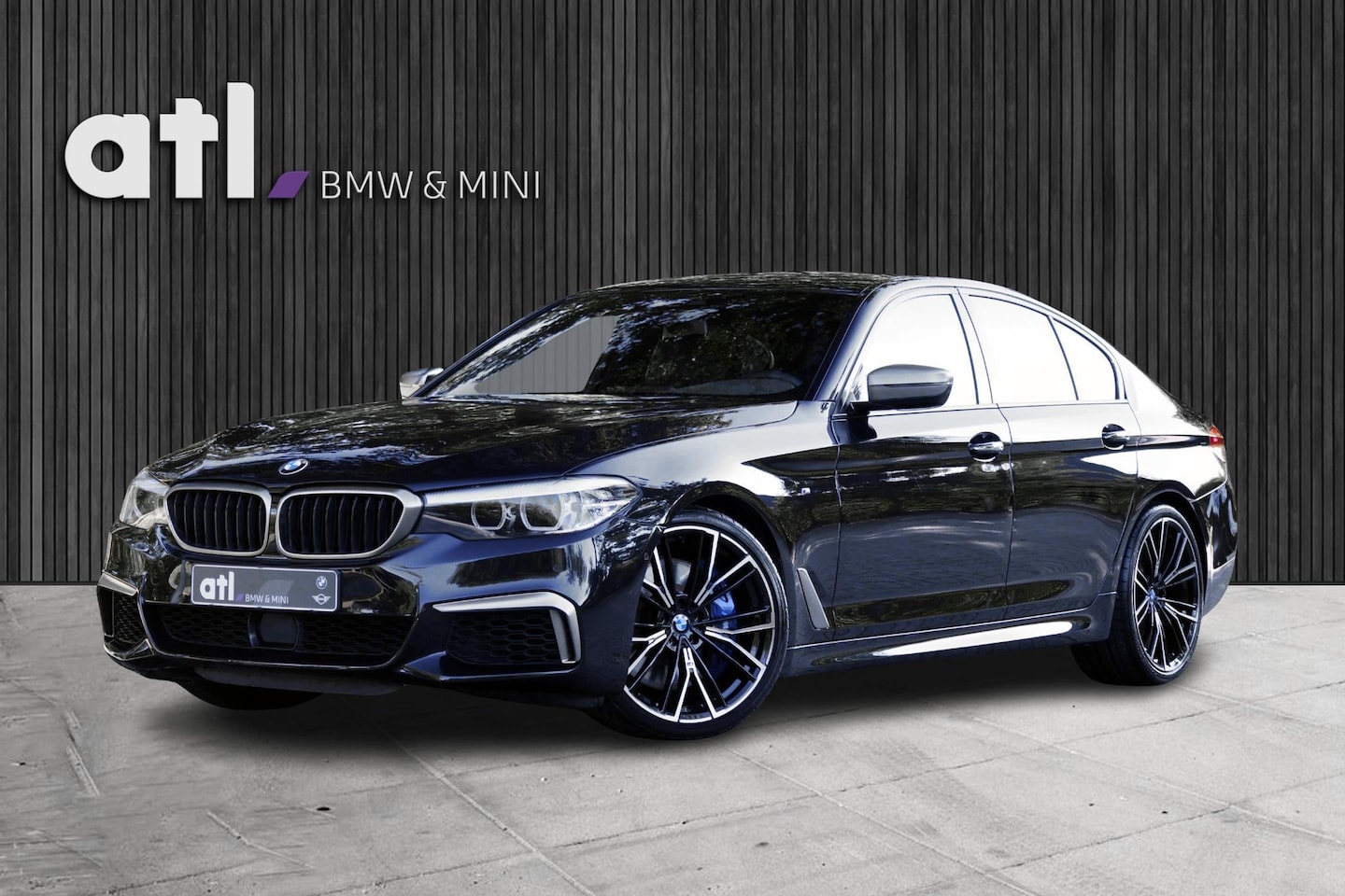 BMW 5-serie - M550i xDrive Executive M-Sport | Merina leder | 20" | Driving Assistent Plus | Comfort sto - AutoWereld.nl