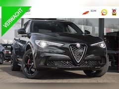 Alfa Romeo Stelvio - 2.9 V6 AWD Quadrifoglio / NL AUTO / 1e EIG / PANO / HAR&KAR /