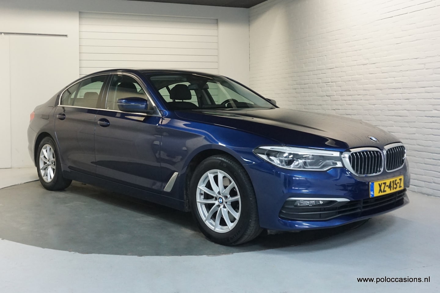 BMW 5-serie - 520i High Exe Comfortstoel | Dealerauto | Navigatie | Leder - AutoWereld.nl
