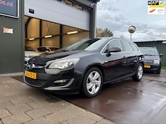 Opel Astra Sports Tourer - 1.6 CDTi Sport + Navi Cruise Xenon Led