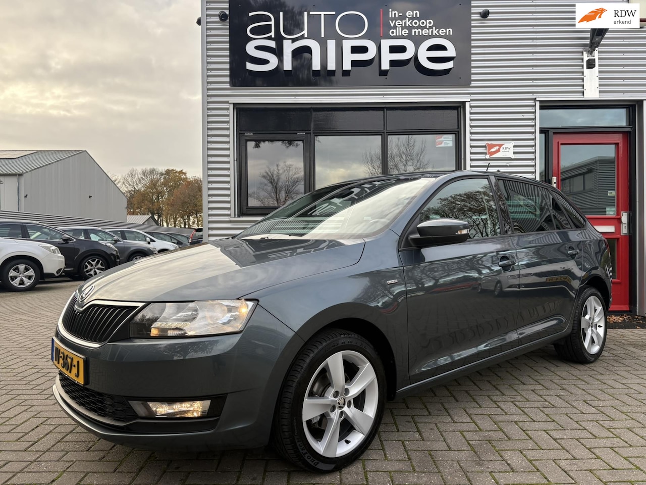 Skoda Rapid Spaceback - 1.0 TSI Greentech Clever -CLIMA-CRUISECONTROL-NAVI-STOELVERWARMING-LICHTMETALEN VELGEN-ORI - AutoWereld.nl
