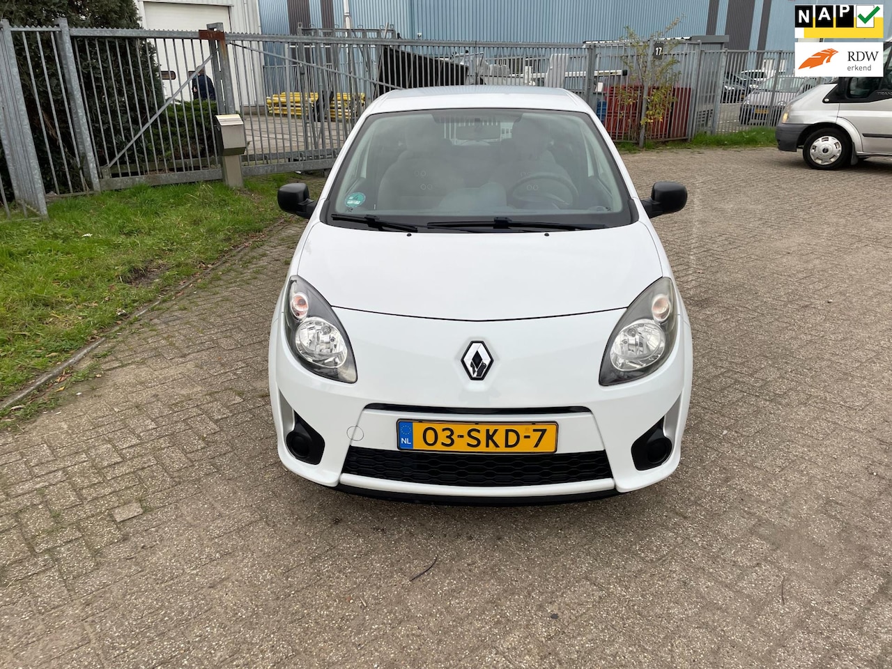 Renault Twingo - 1.2-16V Authentique 1.2-16V Authentique - AutoWereld.nl