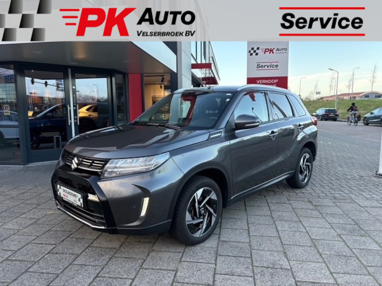 Suzuki Vitara - 1.5 Hybrid Style | Navi | Pano | Camera | 33.864 km Dealeronderhouden - AutoWereld.nl