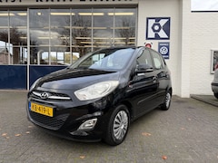 Hyundai i10 - 1.1 i-Drive Cool Airco / Trekhaak / Stoelverwarming / Nieuwe APK