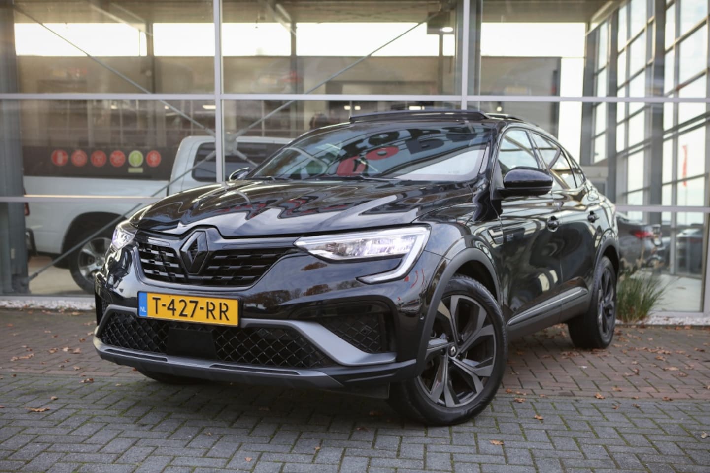 Renault Arkana - 1.6 E-T h 145 ET eng | Pano | Achteruitrijcamera | - AutoWereld.nl