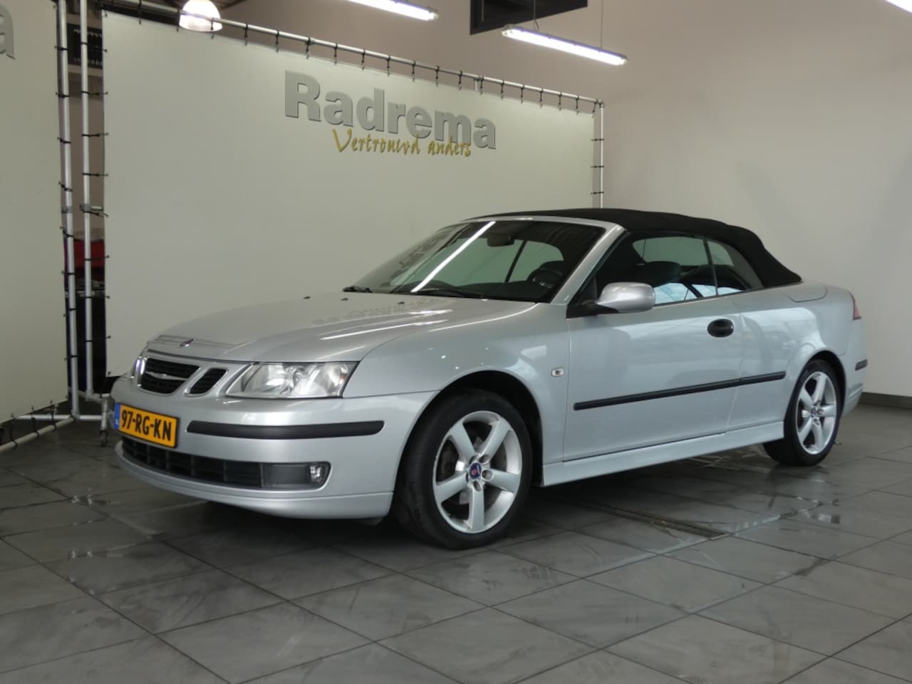 Saab 9-3 Cabrio - 2.0t Cabrio Vector Mooie Auto ! - AutoWereld.nl
