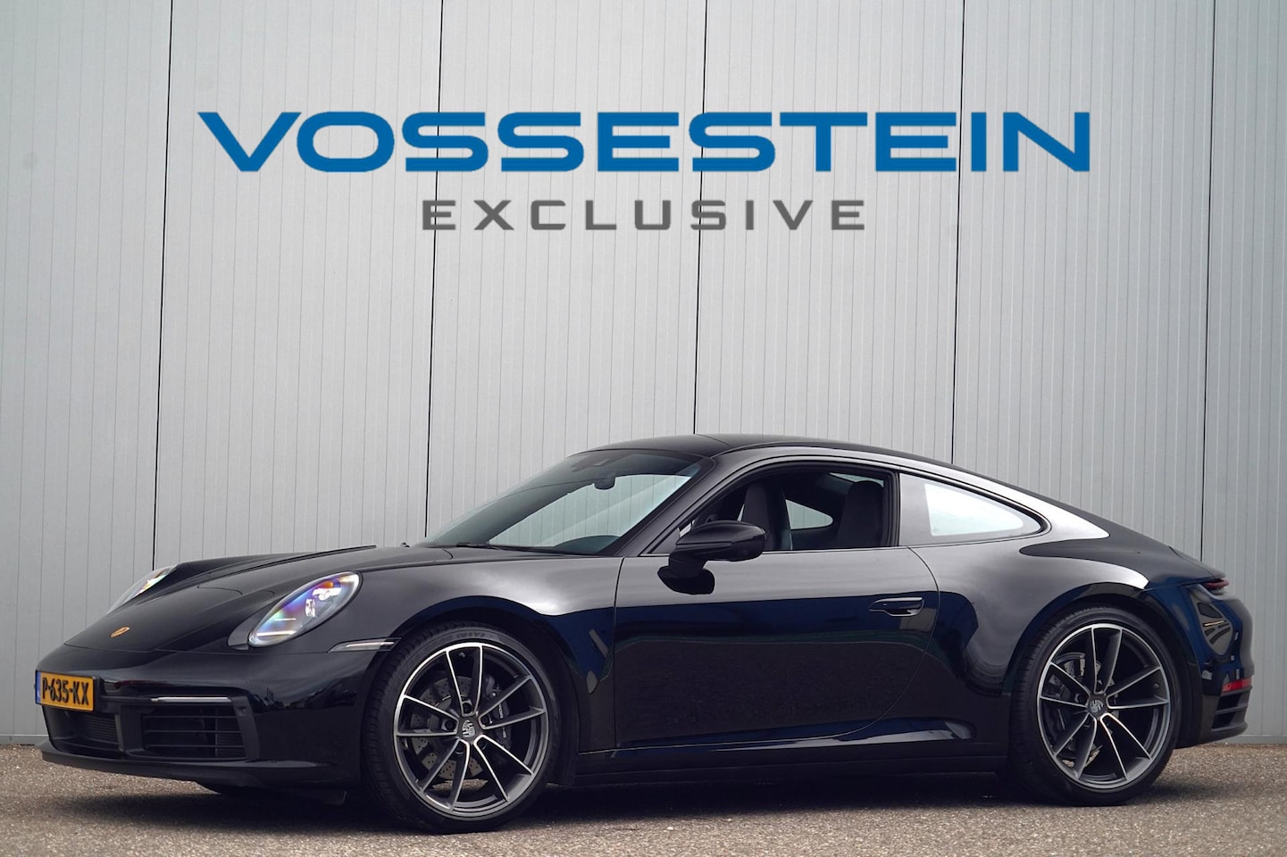 Porsche 911 - 3.0 Carrera / NL-Auto / 1e Eigenaar / Sportuitlaat / Stuur- & Stoelverw. / 360 Camera / 45 - AutoWereld.nl