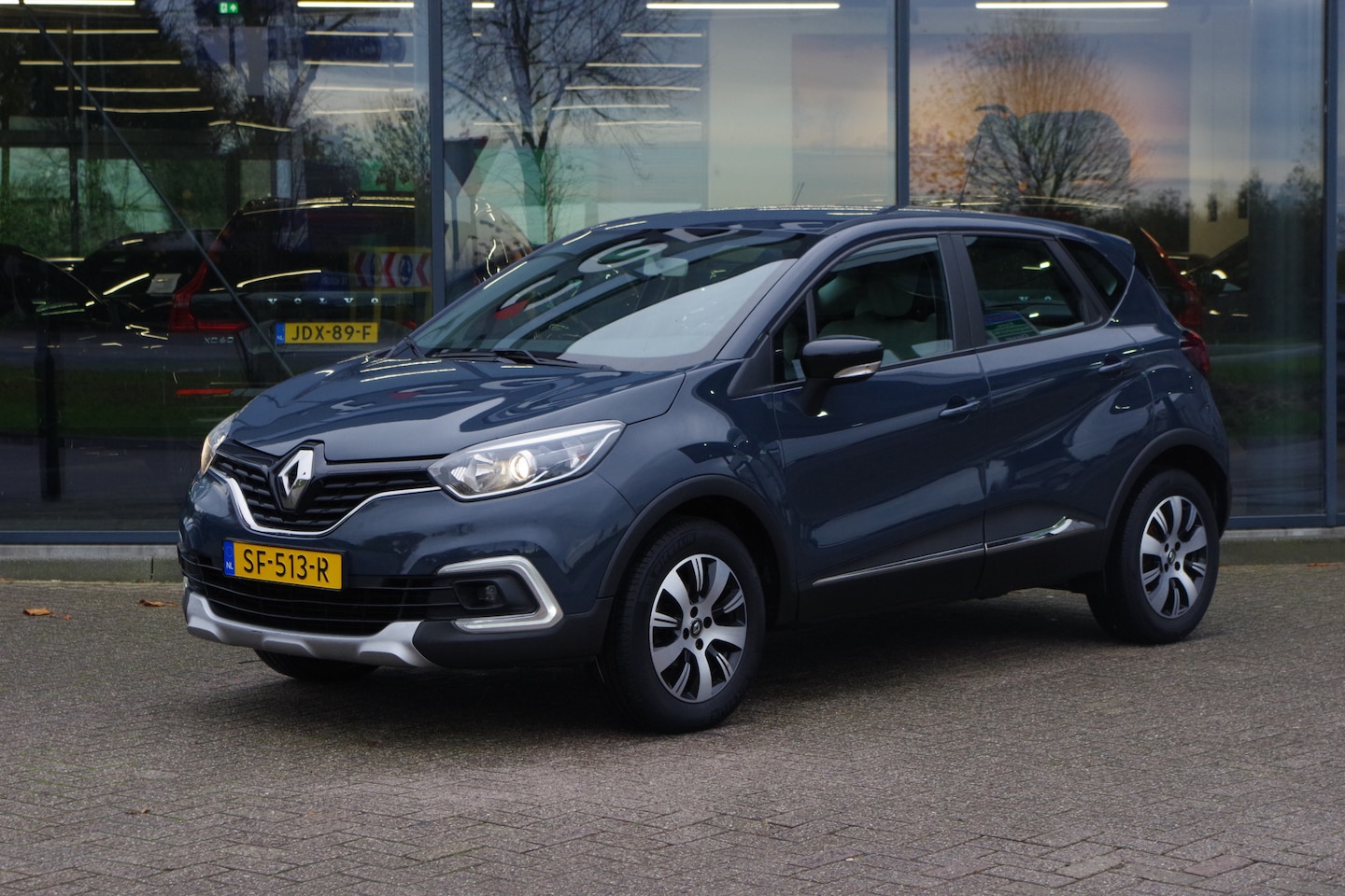 Renault Captur - 0.9 TCe Zen 0.9 TCe Zen, Trekhaak, Airco, Bluetooth - AutoWereld.nl
