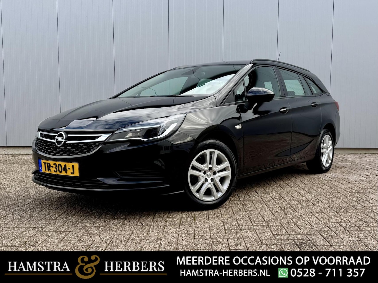 Opel Astra Sports Tourer - 1.0 Business+ zwart - AutoWereld.nl
