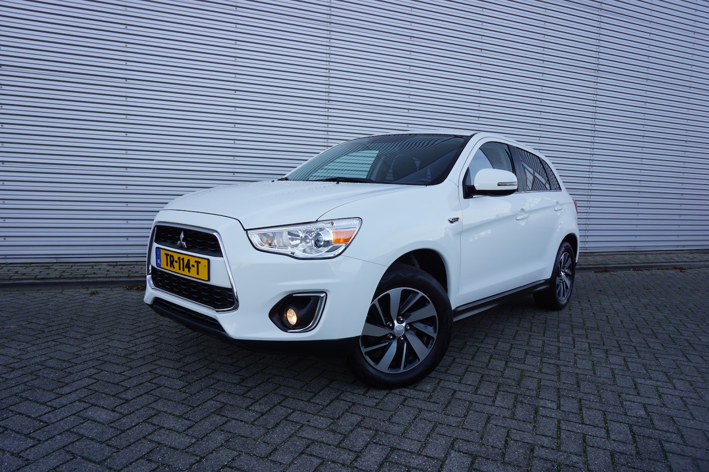 Mitsubishi ASX - 1.6 Cleartec Invite+ Airco / Camera / Cruise / Parkeersens. / Elektr. ramen / Trekhaak - AutoWereld.nl