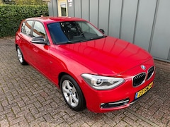 BMW 1-serie - 116i Business NAP//AIRCO//NAVI//SPORT//CRUISE//CV+AB