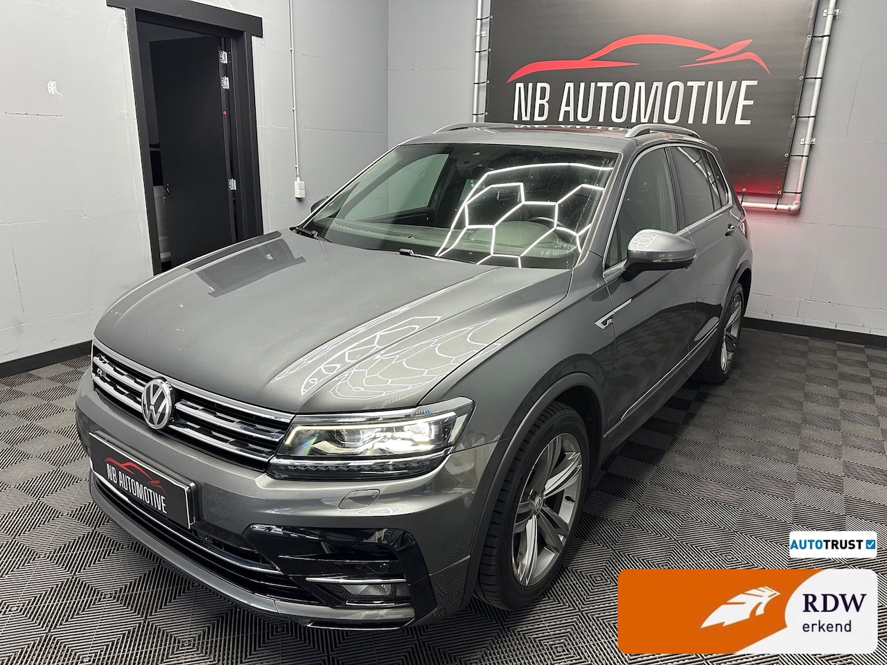 Volkswagen Tiguan - 2.0 TSI 4Motion R-line - AutoWereld.nl