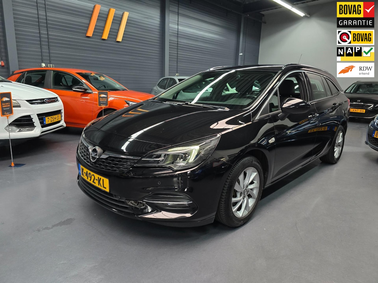 Opel Astra Sports Tourer - 1.2 Business Elegance VOL LED KEYLESS CAMERA NAP NL AUTO - AutoWereld.nl