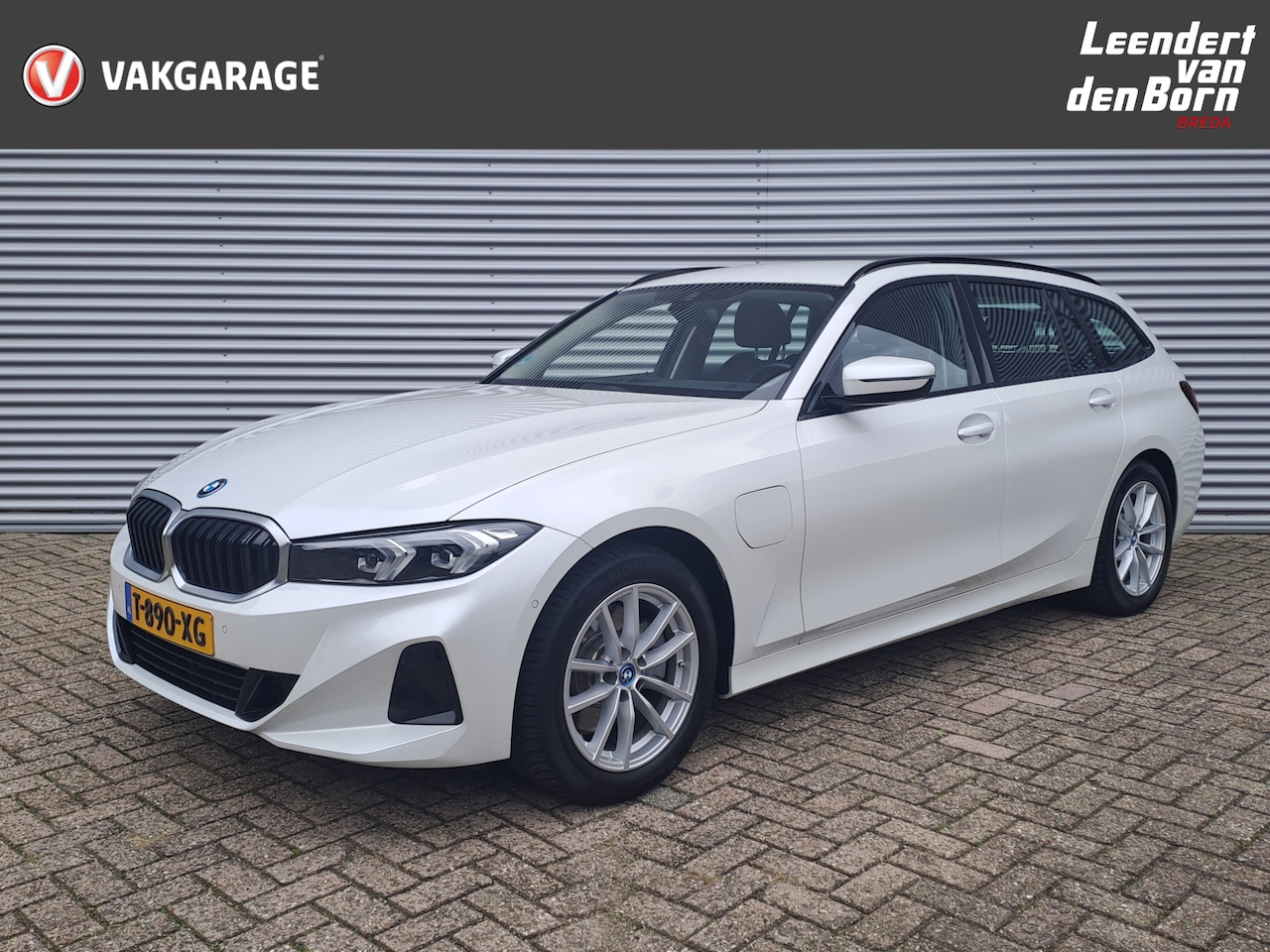 BMW 3-serie Touring - 320e PLUG IN HYBRID PHEV AUTOMAAT | NW model | Navigatie GROOT scherm | Cruise | Climate | - AutoWereld.nl