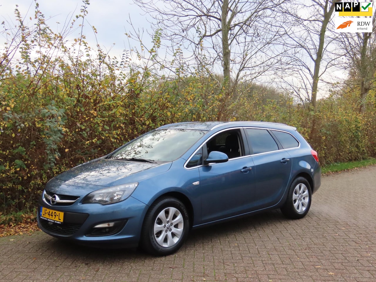 Opel Astra Sports Tourer - 1.4 Turbo Blitz *2e EIG! *Navi *Cruise - AutoWereld.nl
