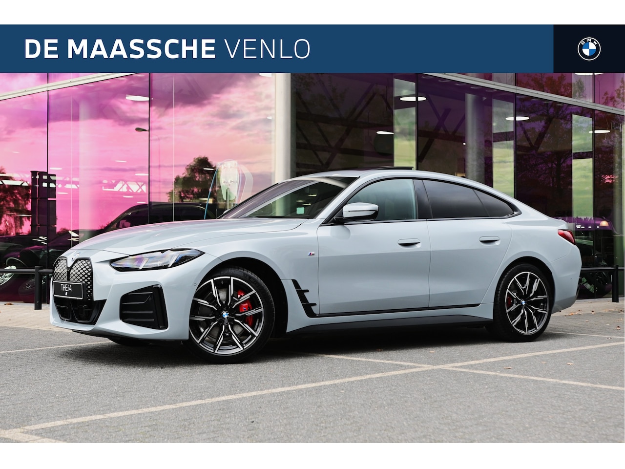 BMW i4 - eDrive40 Gran Coupé M Sport / Schuif-kanteldak / Achteruitrijcamera / Comfort Access / Ada - AutoWereld.nl