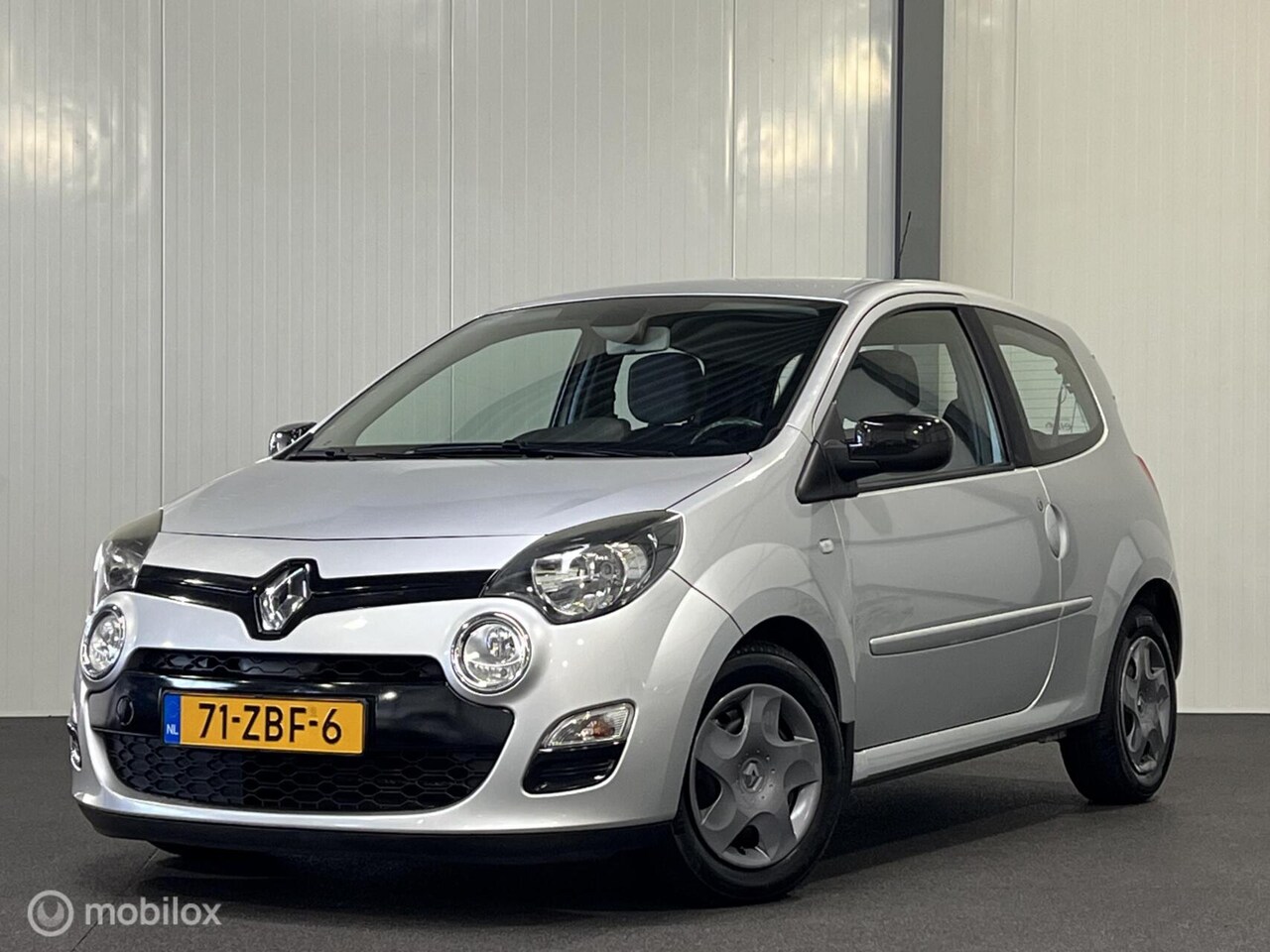 Renault Twingo - 1.2-16V Dynamique 1.2 16V Dynamique - AutoWereld.nl