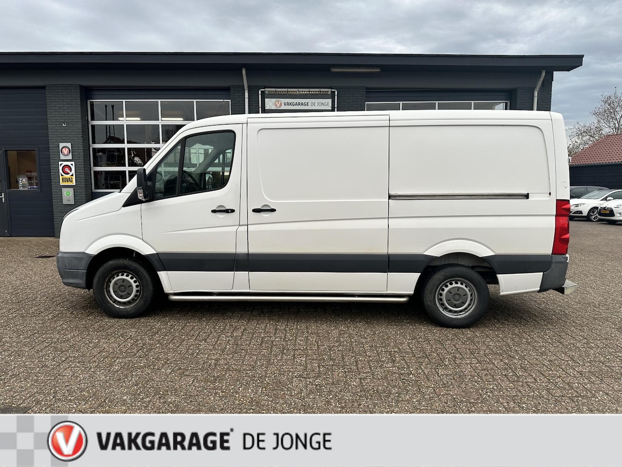 Volkswagen Crafter - 35 2.0 TDI L2H1 3.500 KG TREKGEWICHT - AutoWereld.nl
